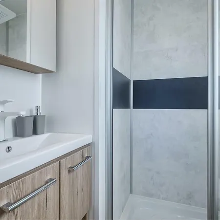 Semesterpark Mobile Homes - Lanterna Premium Tar-Vabriga