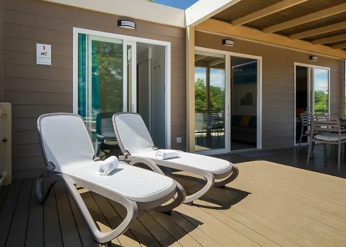 Mobile Homes - Lanterna Premium * Tar-Vabriga