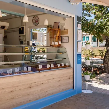 Prázdninový areál Mobile Homes - Lanterna Premium