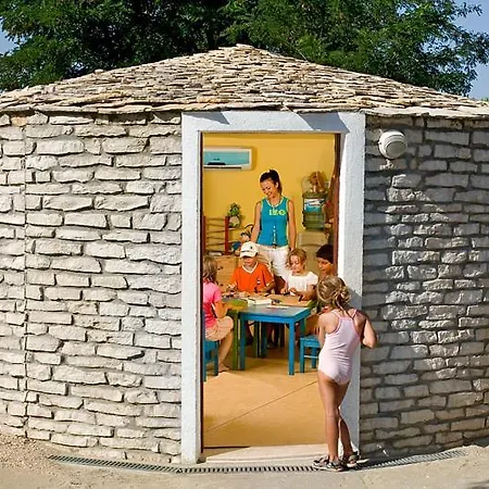 Mobile Homes - Lanterna Premium Prázdninový areál *