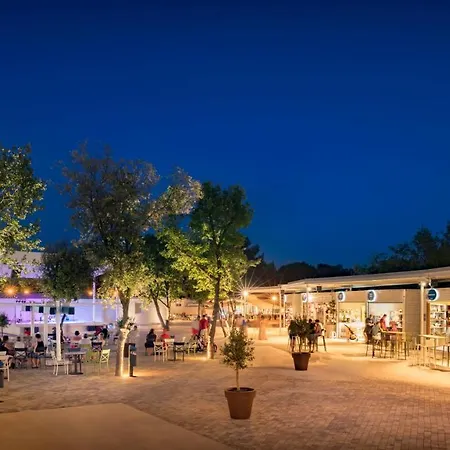 Mobile Homes - Lanterna Premium Prázdninový areál *