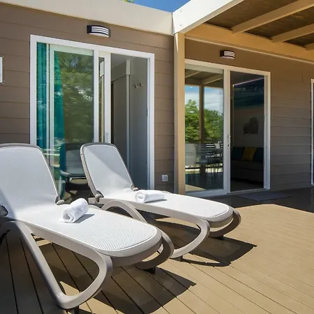 Mobile Homes - Lanterna Premium * Tar-Vabriga