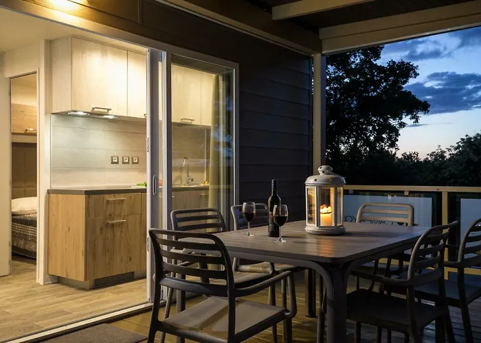 Village de vacances Mobile Homes - Lanterna Premium *