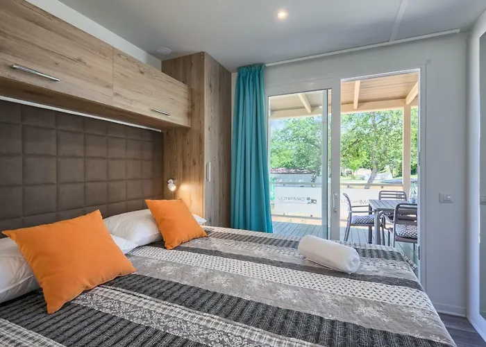 Mobile Homes - Lanterna Premium Tar-Vabriga