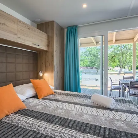 Mobile Homes - Lanterna Premium Тар